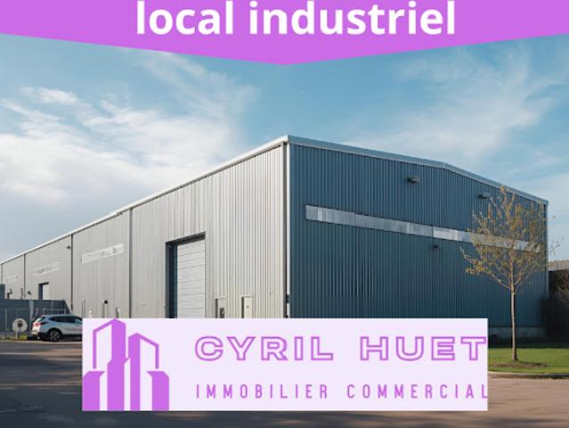 Local Commercial location à Arrondissement de Draguignan, Cogolin