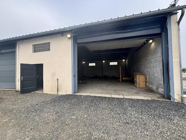 Local Commercial location à Blaye, Gauriaguet