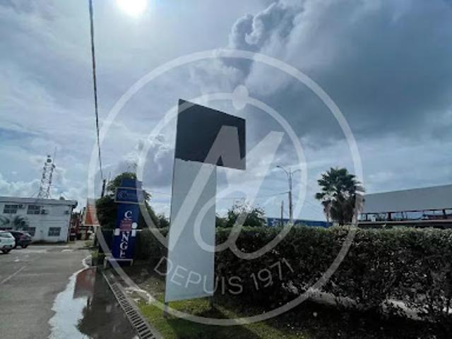 Local Commercial location à Guadeloupe