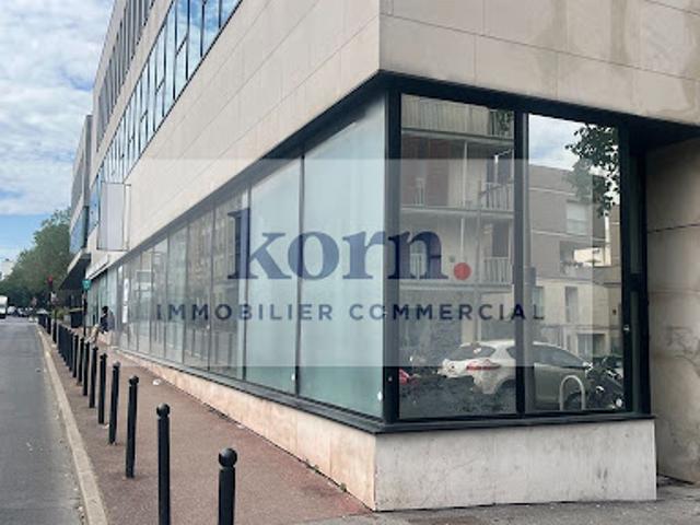 Local Commercial location à Paris, Île-de-France