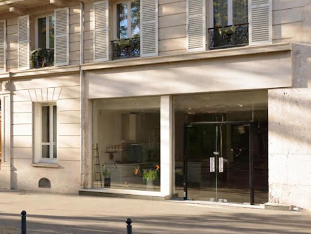 Local Commercial location à Paris, Île-de-France