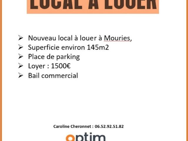 Local Commercial location à Arles, Saint-martin-de-crau