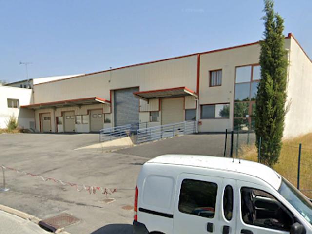 Local Commercial location à Angoulême, Ruelle-sur-touvre