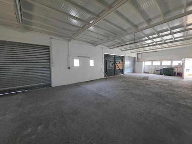 Local Commercial location à Fontainebleau, Souppes-sur-loing