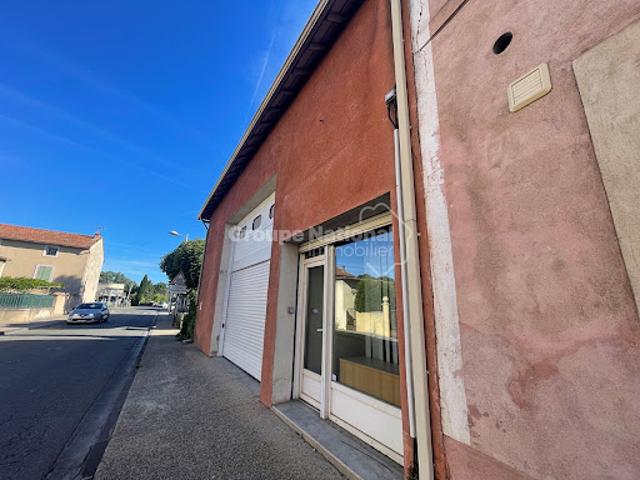 Local Commercial location à Carpentras, Monteux