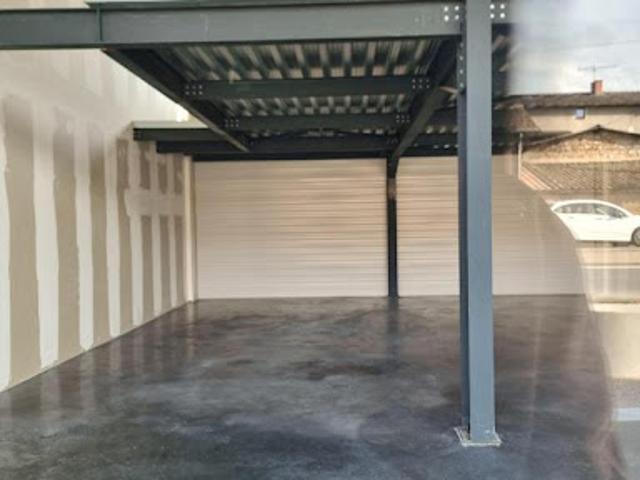Local Commercial location à Villefranche-sur-Saône, Rhône