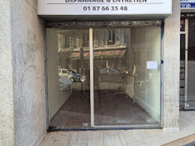 Local Commercial location à Paris, Île-de-France