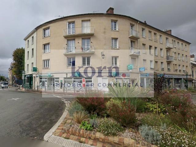 Local Commercial location à Pontoise, Nointel
