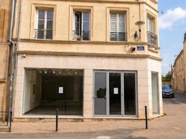 Local Commercial location à Argentan, Orne