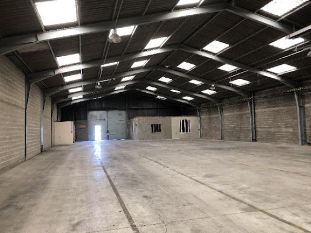 Local Commercial location à Reims