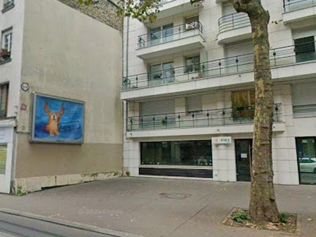 Local Commercial location à Paris, Île-de-France