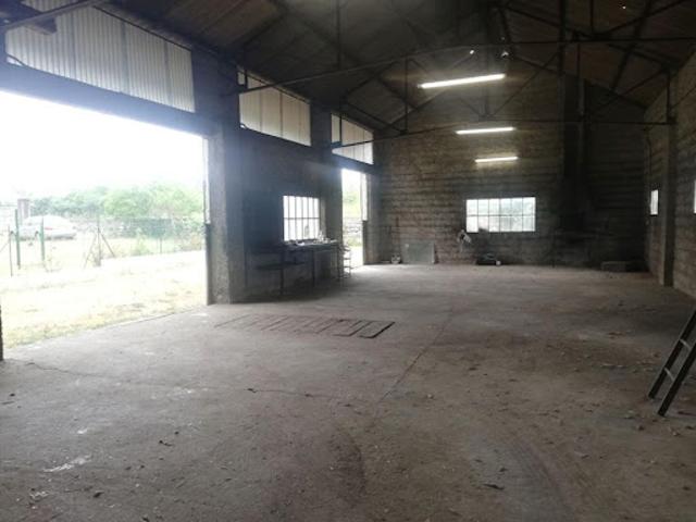 Local Commercial location à Alès, Allègre-les-fumades