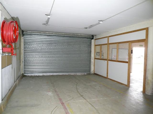 Local Commercial location à Cognac, Châteaubernard