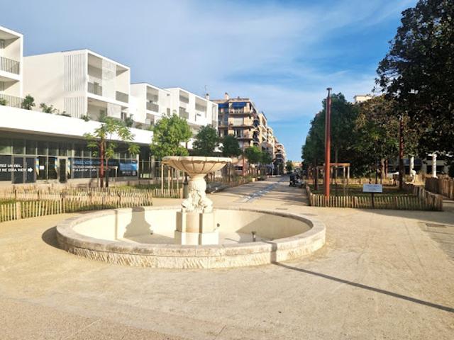 Local Commercial location à Grasse, Saint-laurent-du-var