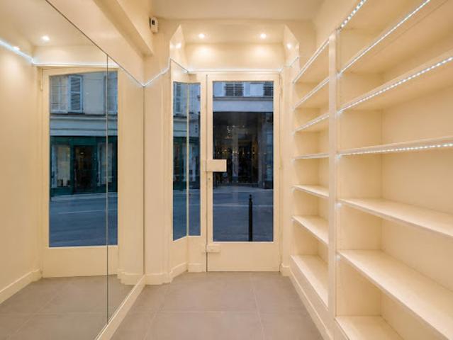 Local Commercial location à Paris, Île-de-France