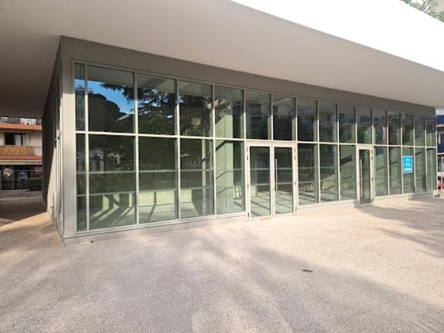 Local Commercial location à Grasse, Saint-laurent-du-var