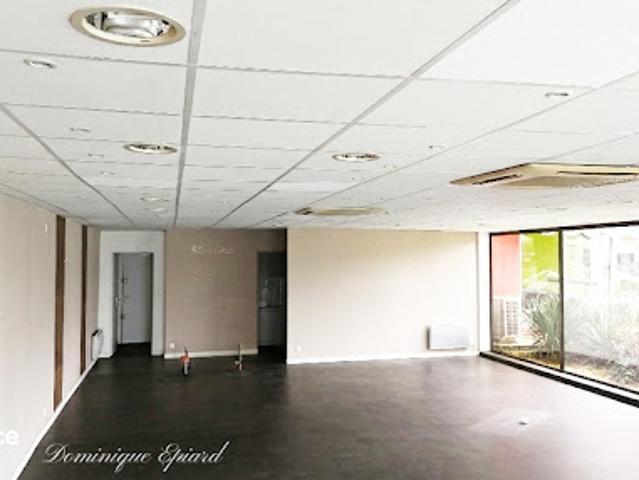 Local Commercial location à Poitiers, Jaunay-clan