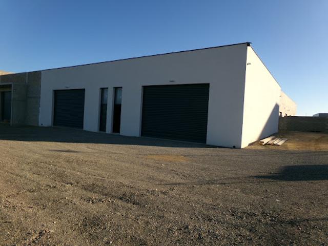 Local Commercial location à Béziers, Montady