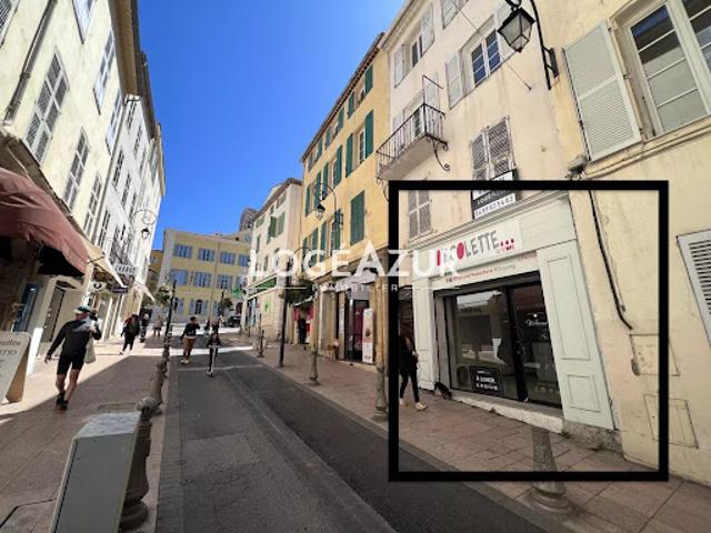 Local Commercial location à Le Ponteil, Antibes
