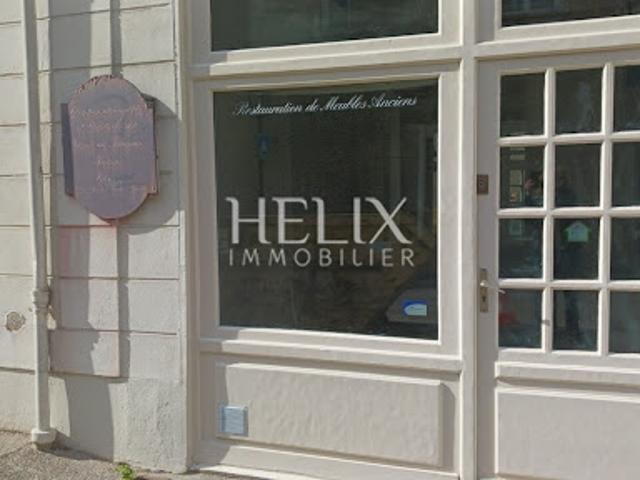 Local Commercial location à Saint-Germain-en-Laye, Mareil-marly