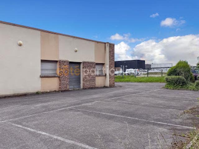 Local Commercial location à Fontainebleau, Samoreau