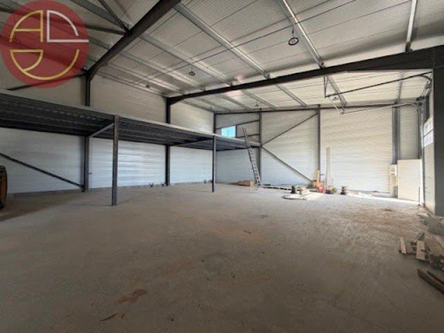Local Commercial location à Toulouse, Montastruc-la-conseillère