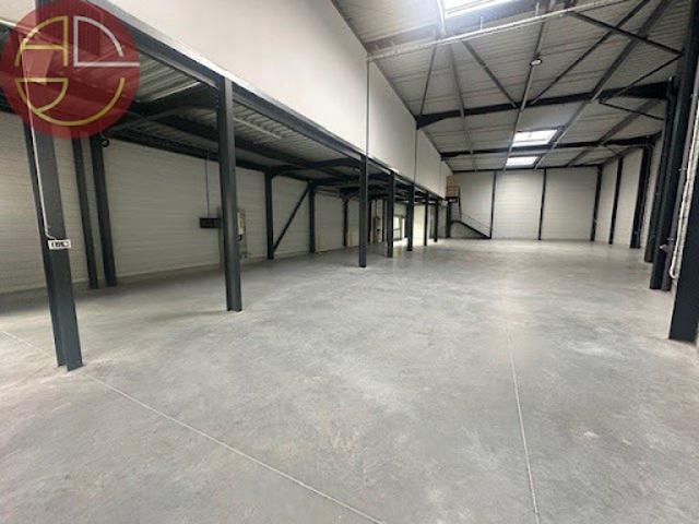 Local Commercial location à Toulouse, Launaguet