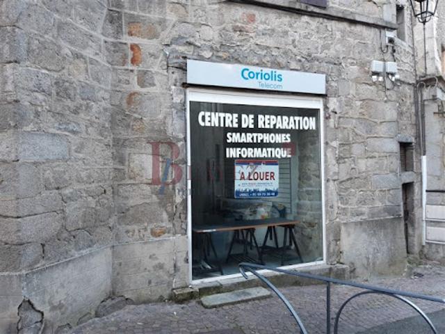 Local Commercial location à Ussel