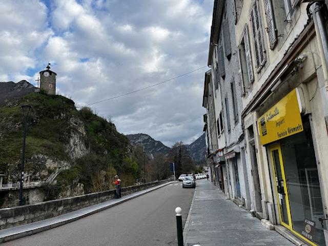 Local Commercial location à Foix, Tarascon-sur-ariège