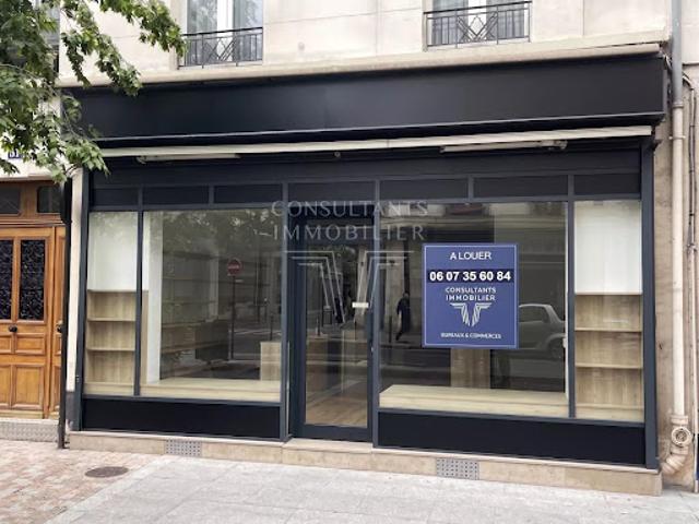 Local Commercial location à Nanterre, Levallois-perret