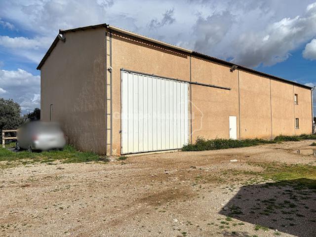 Local Commercial location à Istres, Berre-l'etang