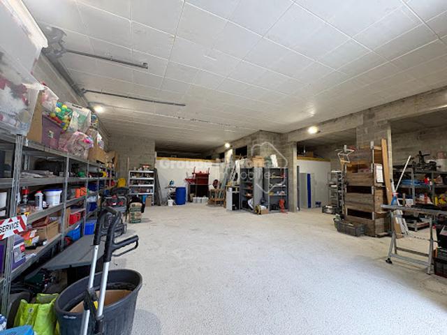 Local Commercial location à Arles, Boulbon