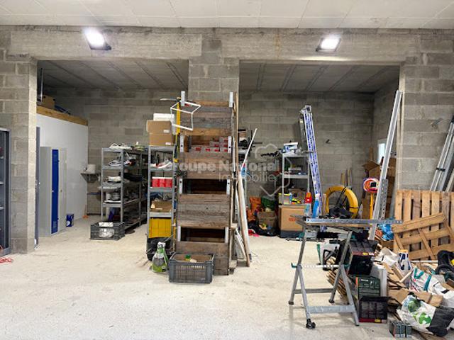 Local Commercial location à Arles, Boulbon