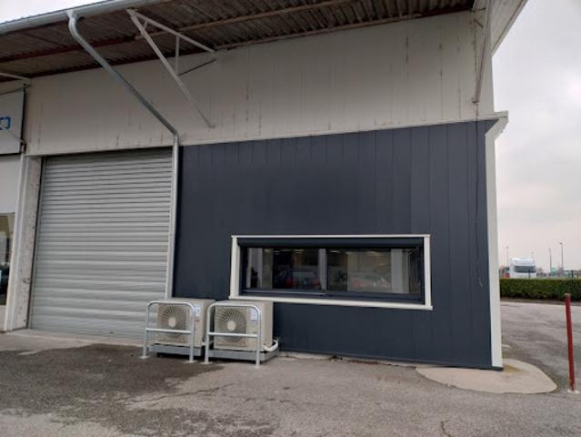 Local Commercial location à Chambéry