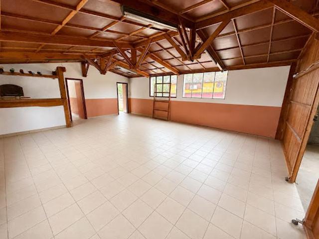 Local Commercial location à Roanne, Saint-forgeux-lespinasse