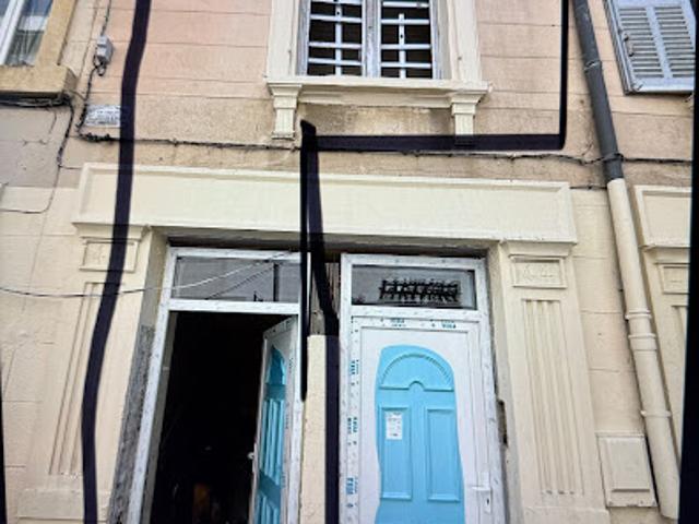 Local Commercial location à Marseille