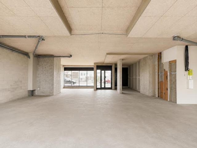 Local Commercial location à Bobigny, Romainville