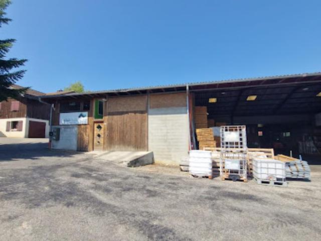 Local Commercial location à Chambéry, Albens