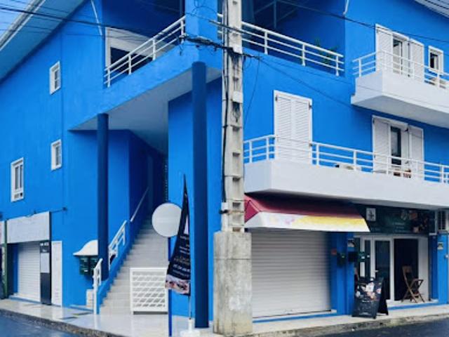Local Commercial location à Le Moule