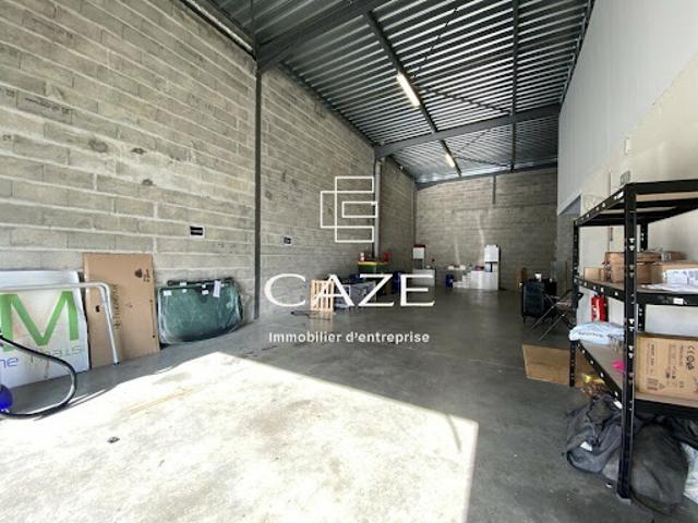Local Commercial location à Bordeaux, Eysines