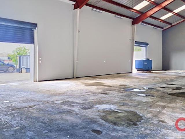 Local Commercial location à Perpignan, Toulouges