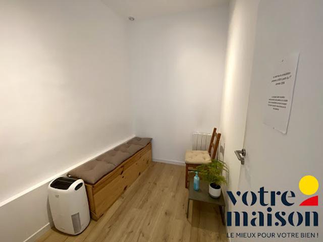 Local Commercial location à Aix-en-Provence, Simiane-collongue