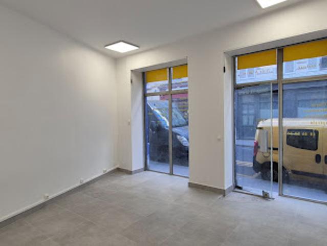 Local Commercial location à Paris, Île-de-France