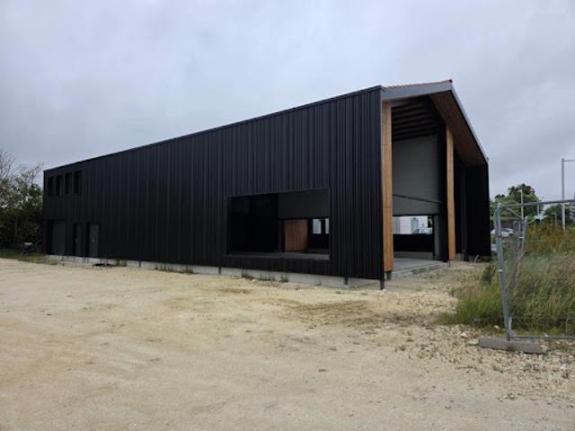Local Commercial location à Rochefort, Saint-pierre-d'oléron