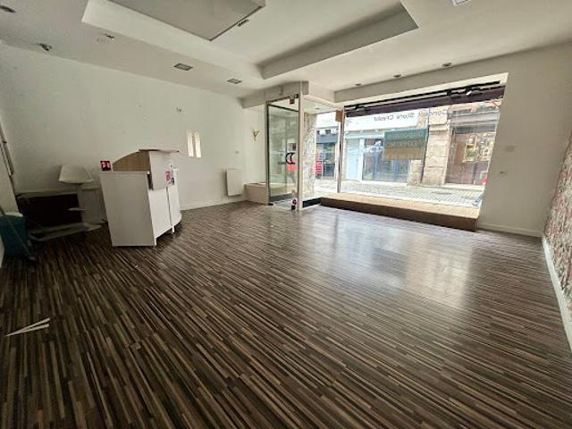 Local Commercial location à Quimper, Bretagne