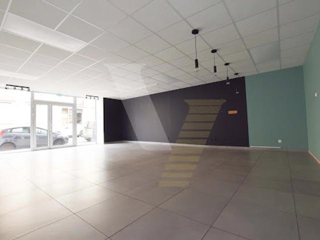 Local Commercial location à Béziers