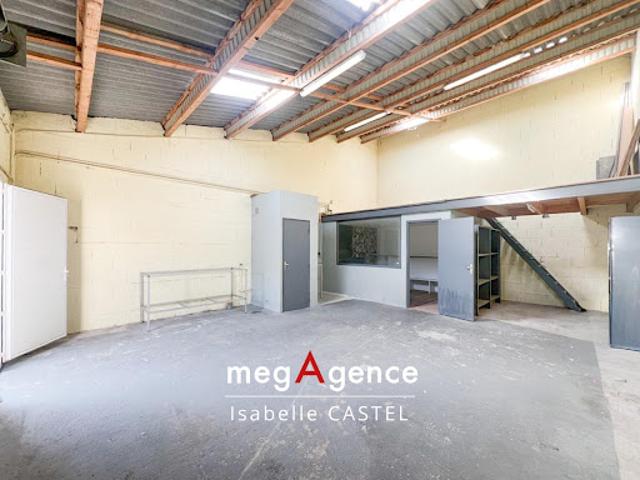 Local Commercial location à Les Sables-d'Olonne, Château-d'olonne