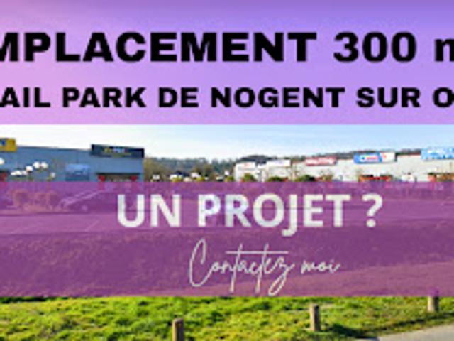 Local Commercial location à Creil, Carnot