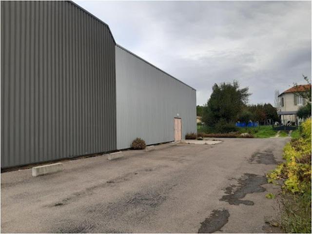 Local Commercial location à Alès, Saint-hilaire-de-brethmas