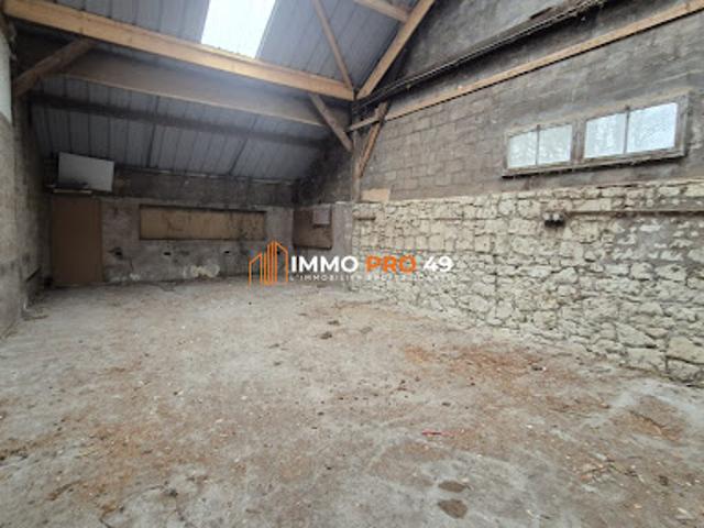 Local Commercial location à Saumur